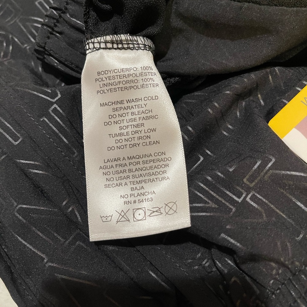 🎁 Calvin Klein Active Shorts NWT - Picture 11 of 11